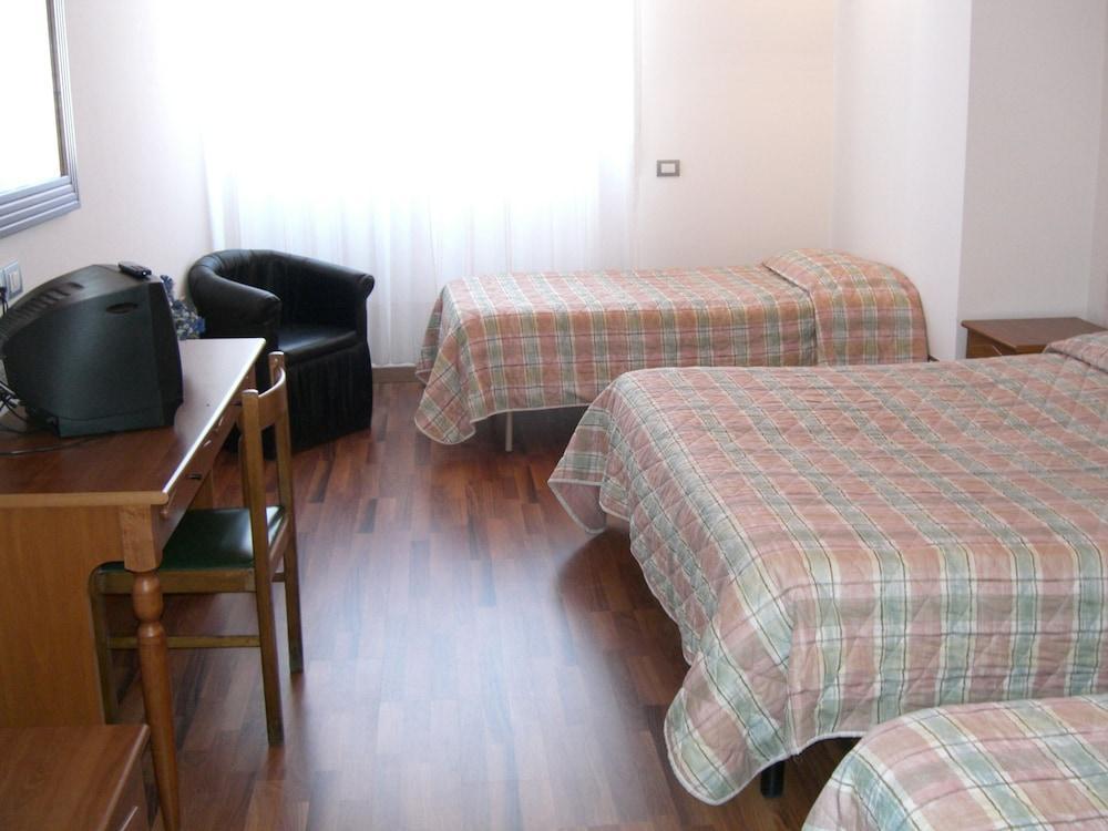 Hotel Golden Rimini Eksteriør bilde