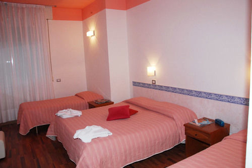 Hotel Golden Rimini Eksteriør bilde